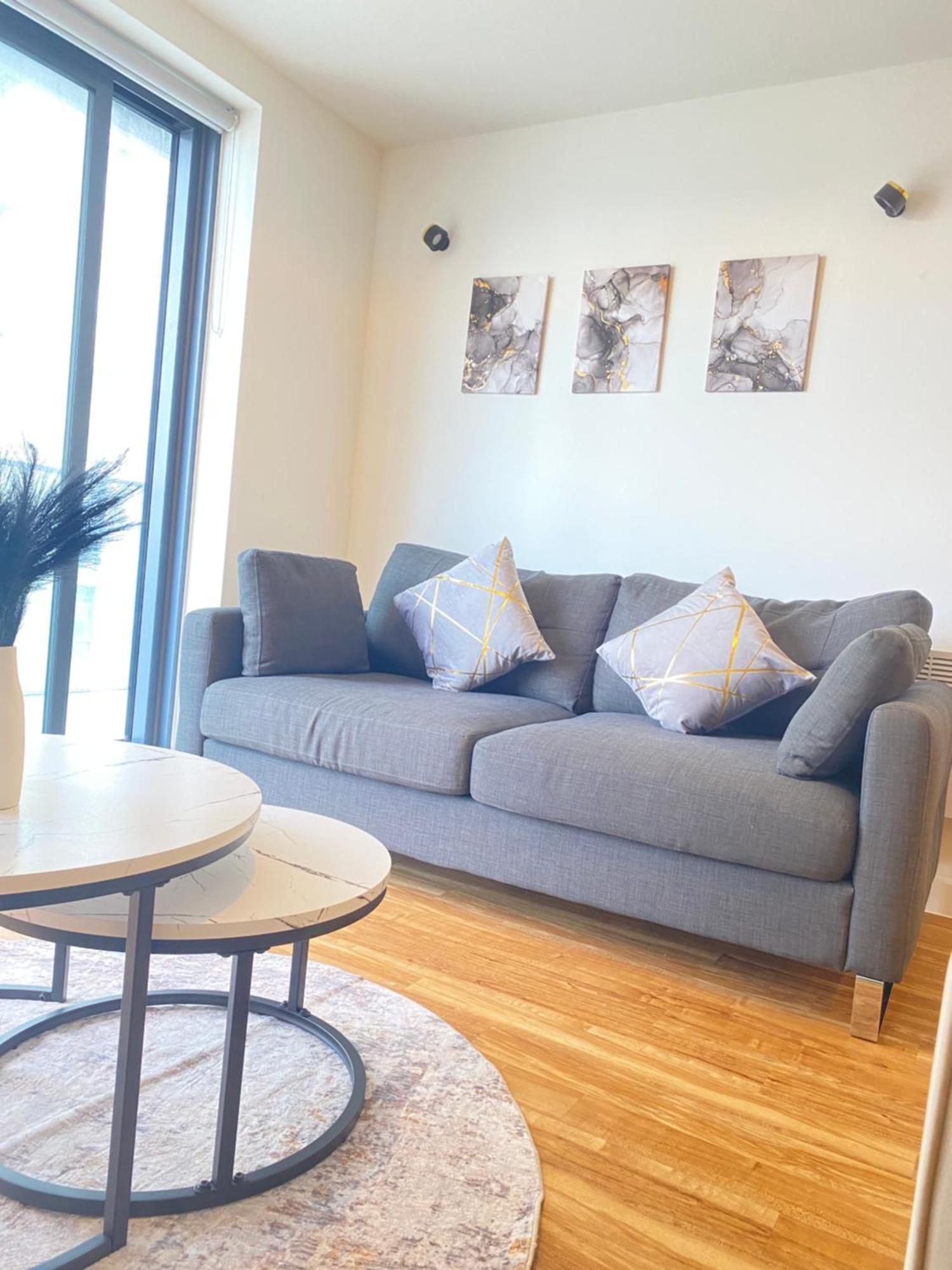 Luxury 2-Bed High-Rise In Manchester With Parking Zewnętrze zdjęcie